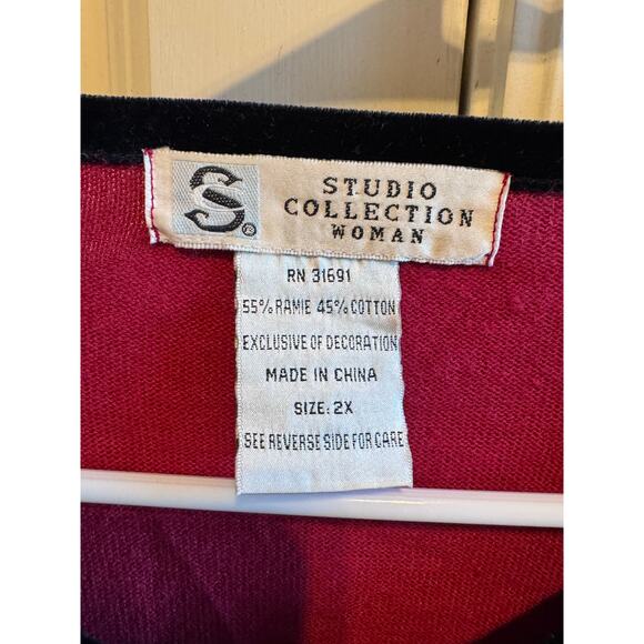 Studio Collection Women Red Sweater Black Velvet Trim Tie Plus Size 2X - Picture 3 of 8